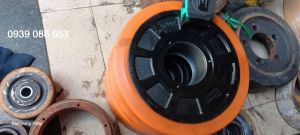 Bánh xe nâng điện Linde
