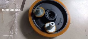 Sửa chữa bánh xe nâng