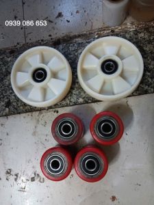 Bánh xe nâng tay nhựa PU