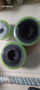 Đắp bánh lái xe nâng điện Raymond