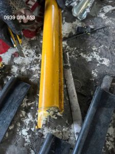 Trục cao su máy dán cạnh
