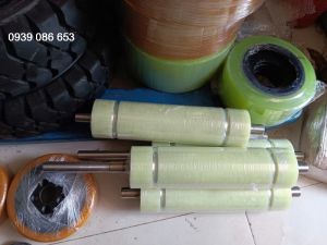 Bọc trục PU chịu mài mòn
