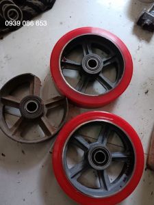 Bánh xe đẩy pu công nghiệp